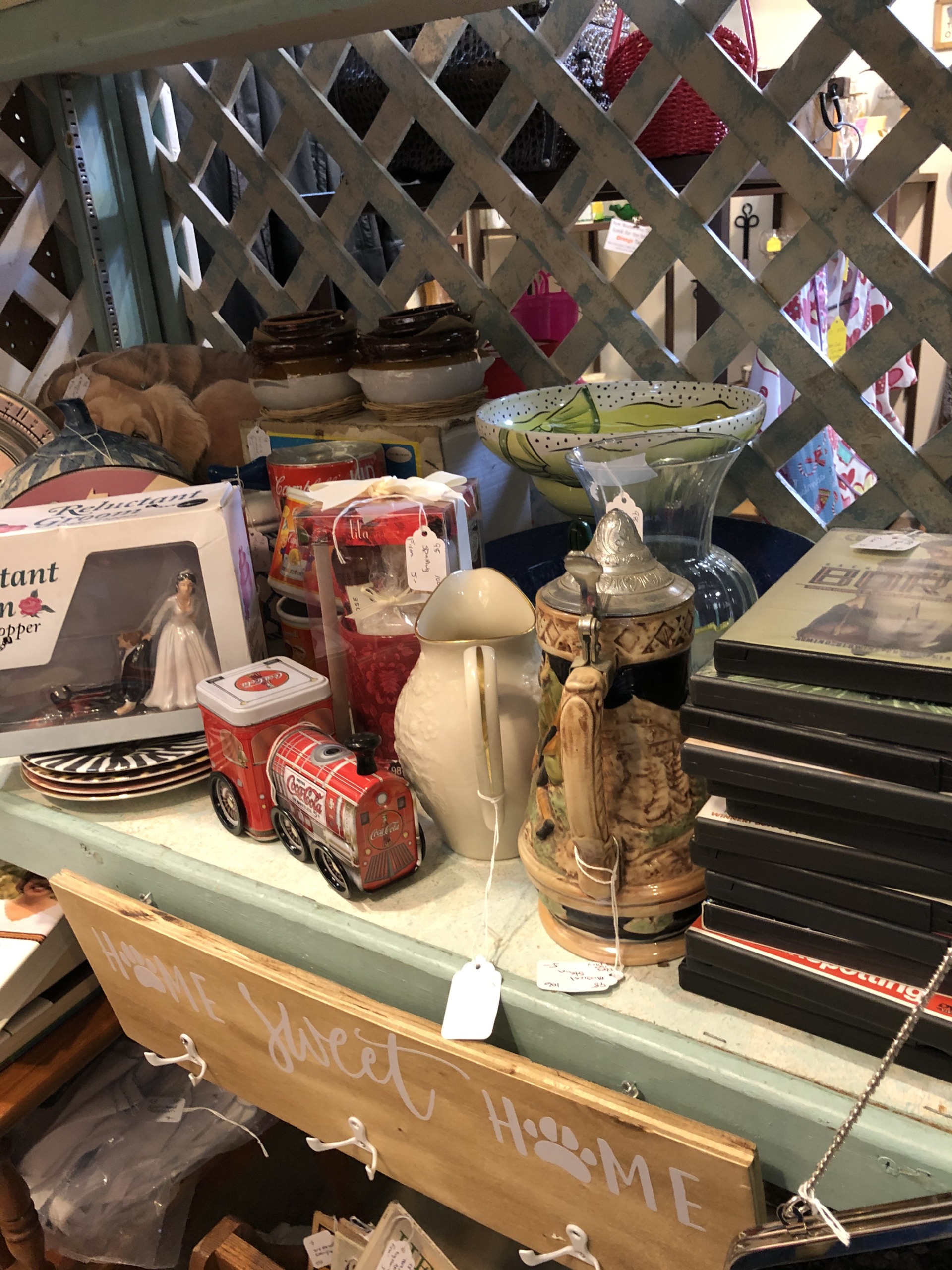 Booth 115 - Scranberry Coop - Vintage Store - Antiques, Collectibles, & More