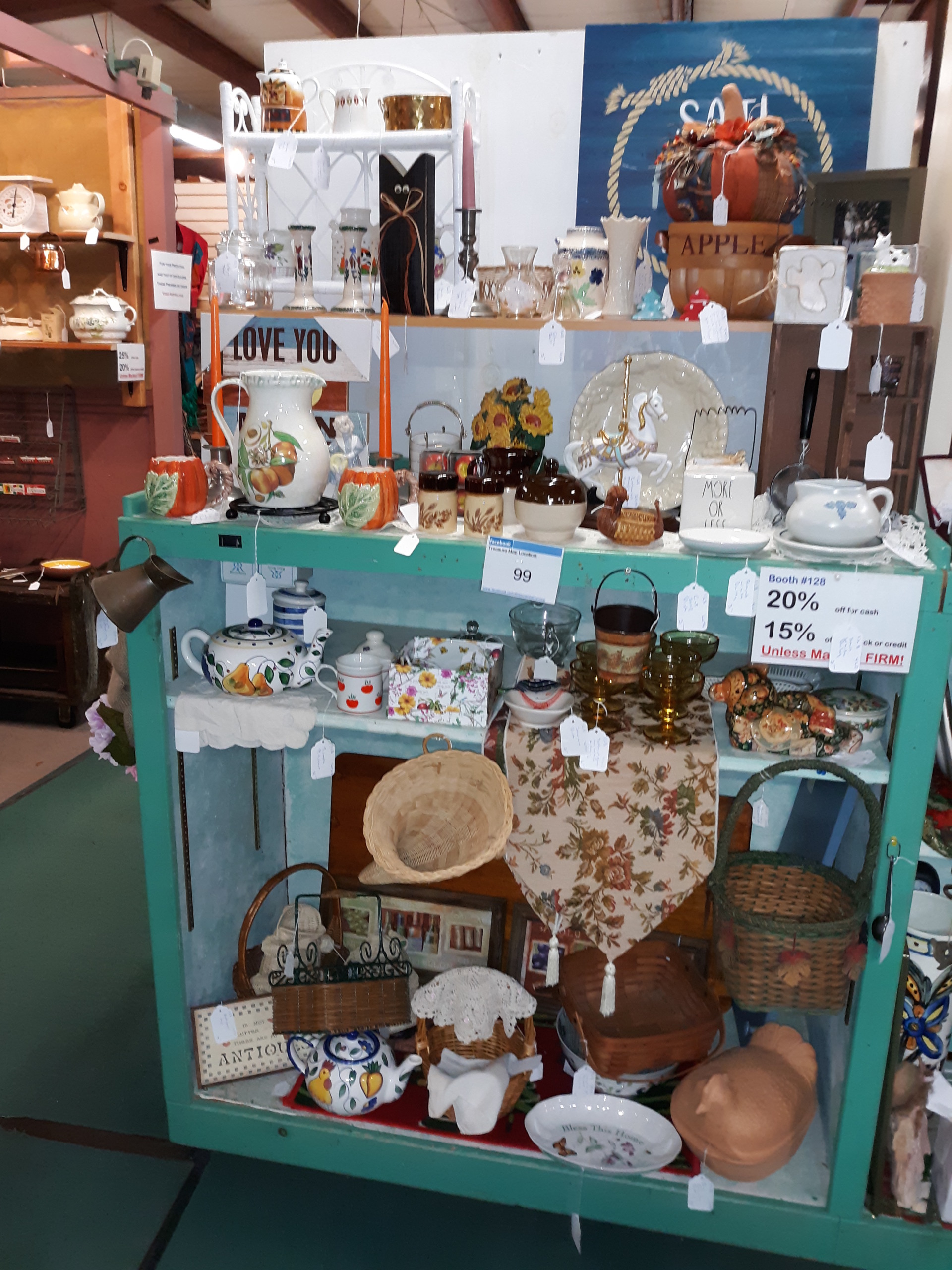 Featured Dealer: Booth 99 - Scranberry Coop - Vintage Store - Antiques, Collectibles, & More